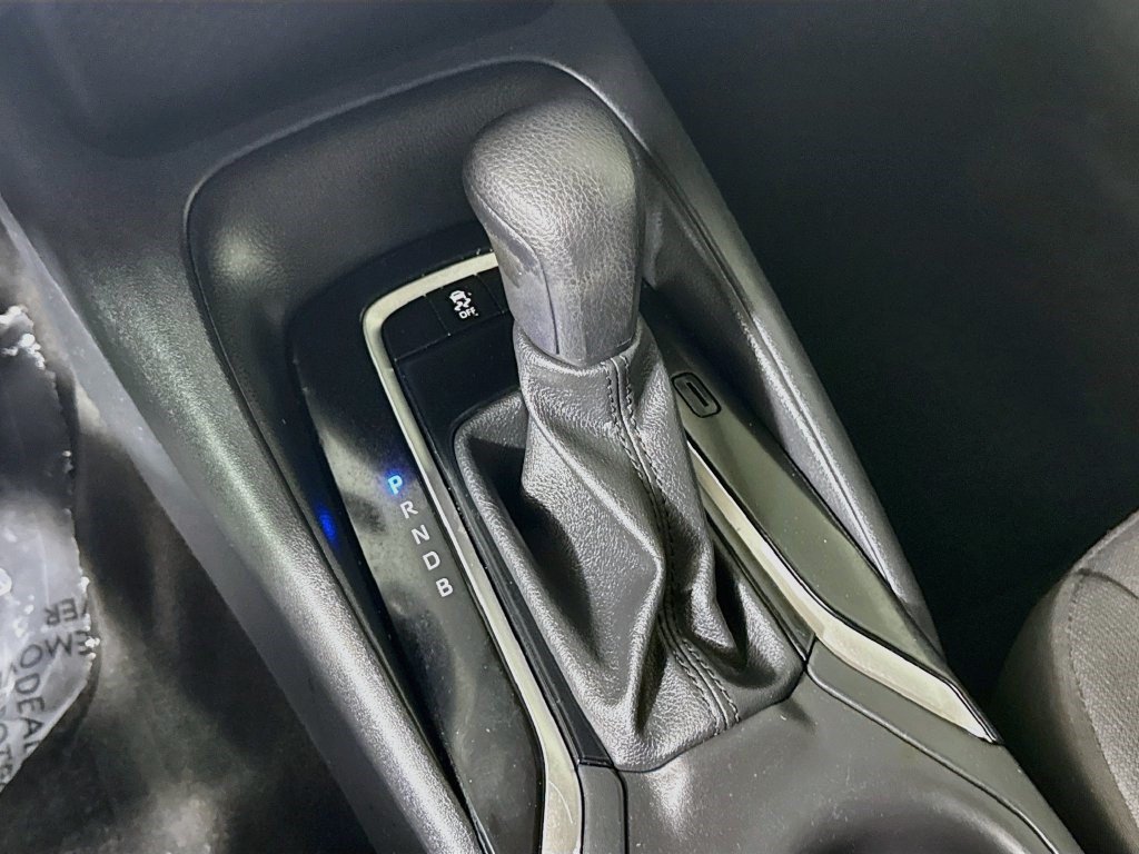 Used 2024 Toyota Corolla LE FWD image 19