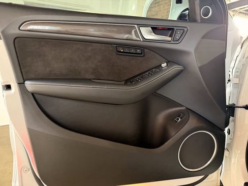 Used 2016 Audi SQ5 Premium Plus w/ Technology Package image 11