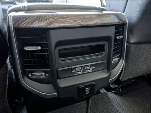 Used 2021 RAM 2500 Laramie w/ Chrome Appearance Group AWD/4WD image 14
