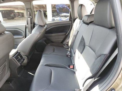 Used 2025 Subaru Forester Touring image 24