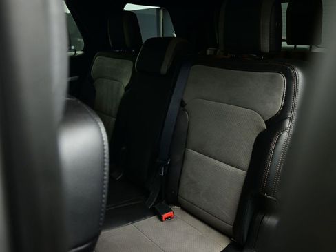 Used 2017 Ford Explorer XLT w/ Equipment Group 202A image 25