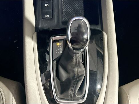 Used 2022 Nissan Rogue Sport SL AWD/4WD image 17