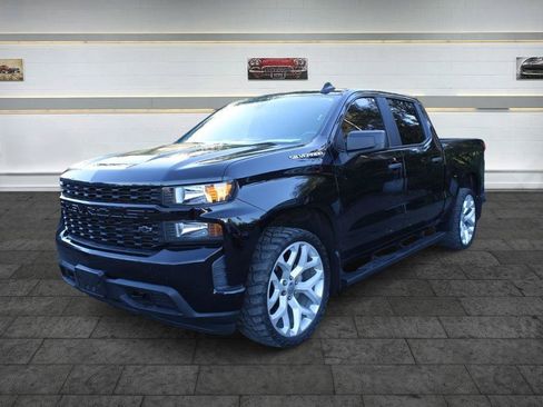 Used 2021 Chevrolet Silverado 1500 Custom RWD image 3