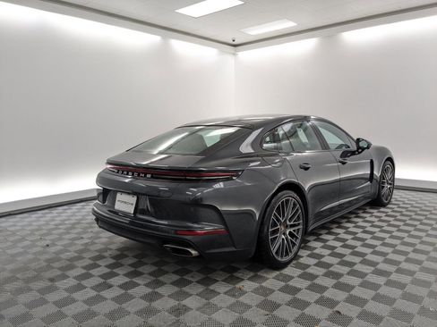 New 2026 Porsche Panamera 4 image 9