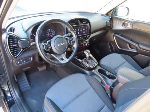 Certified 2022 Kia Soul EX FWD image 23