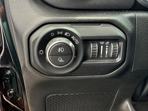 Used 2022 Jeep Gladiator Mojave w/ LED Lighting Group AWD/4WD image 35