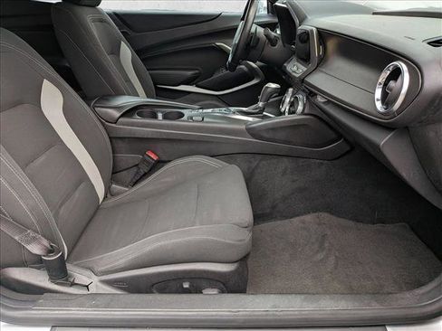 Used 2017 Chevrolet Camaro LT w/ Technology Package image 21