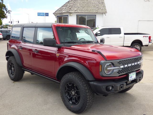 New 2026 Ford Bronco Badlands AWD/4WD image 1