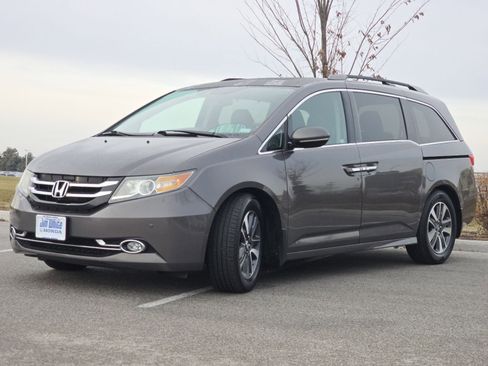 Used 2016 Honda Odyssey Touring image 13