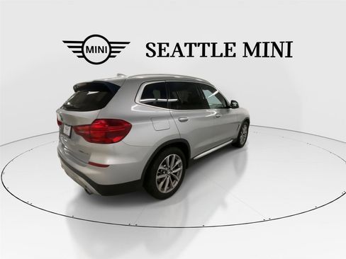 Used 2019 BMW X3 sDrive30i w/ Driving Assistance Package RWD image 10