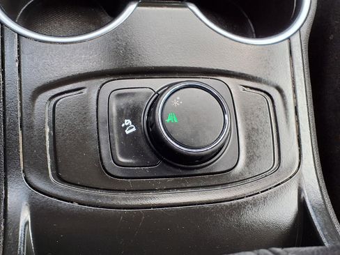 Used 2019 GMC Terrain SLE FWD image 26