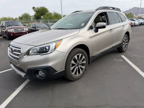 Used 2017 Subaru Outback 3.6R Limited AWD/4WD image 3