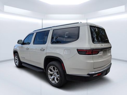 Used 2022 Jeep Wagoneer Series I w/ Premium Group I image 5