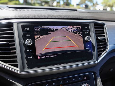 Used 2019 Volkswagen Atlas SE w/ Towing Package FWD image 24