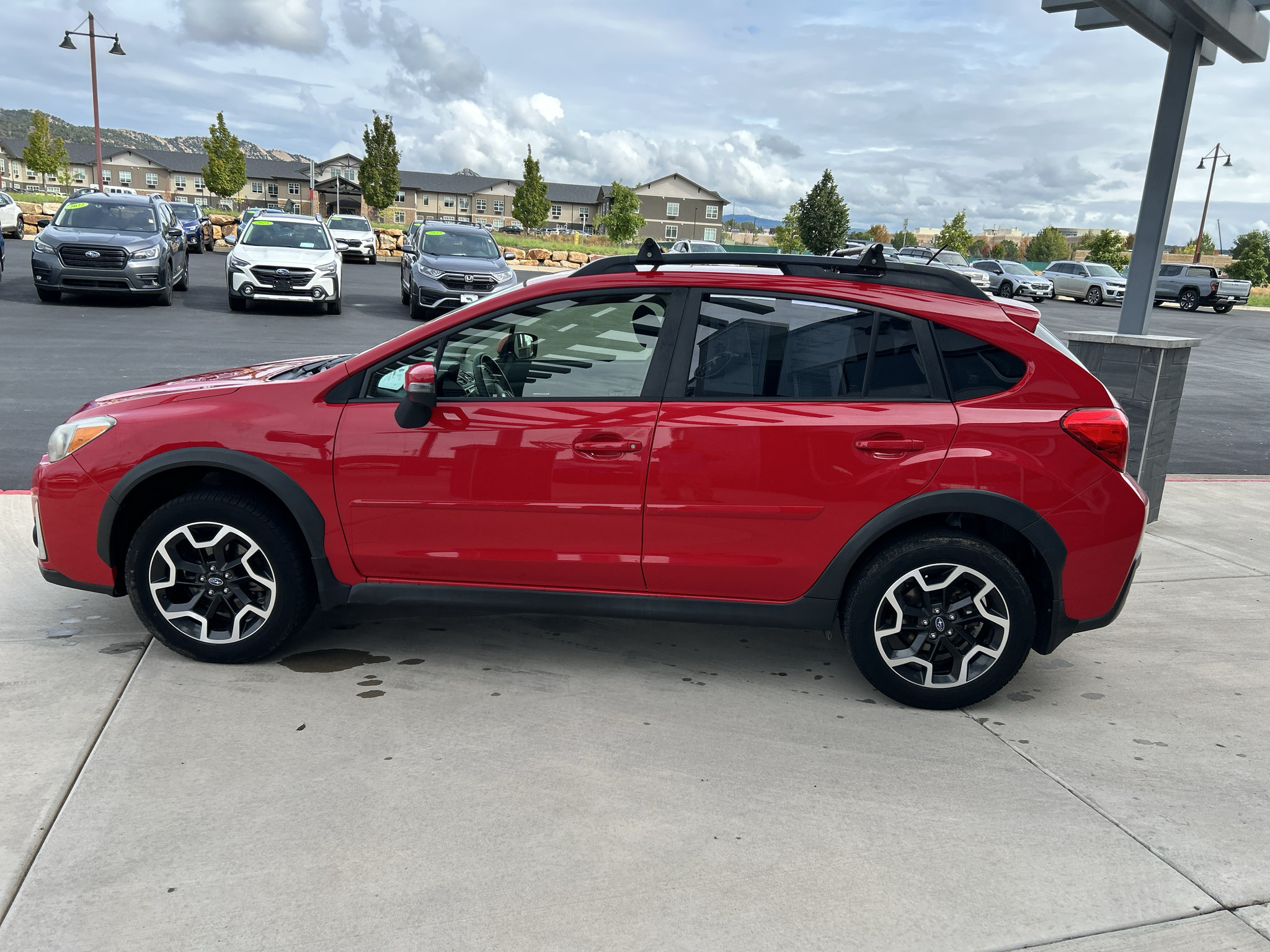 Used 2016 Subaru Crosstrek 2.0i Premium w/ Special Edition AWD/4WD image 6