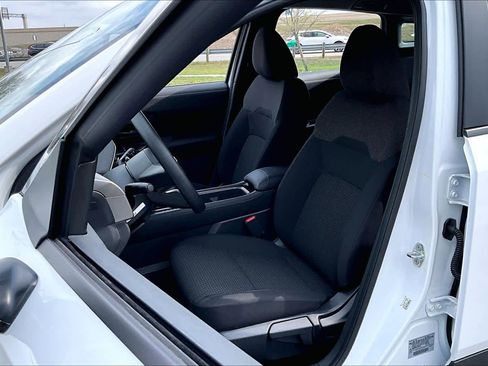 New 2026 Nissan Kicks S image 9