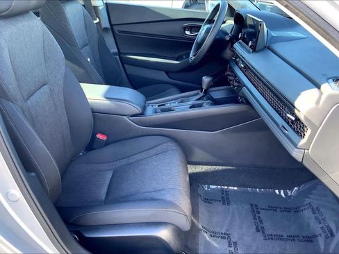 Used 2024 Honda Accord EX image 8