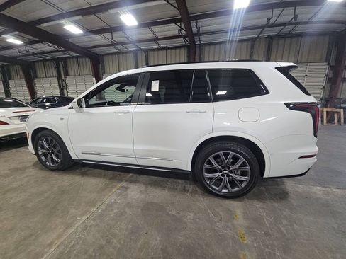 Used 2020 Cadillac XT6 Sport w/ Platinum Package image 5