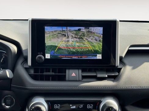 Certified 2025 Toyota RAV4 XLE AWD/4WD image 4