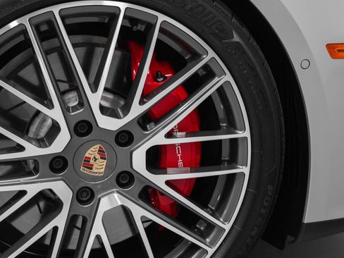 Certified 2026 Porsche Panamera GTS AWD/4WD image 18
