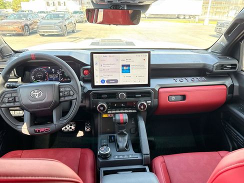 Used 2026 Toyota Tacoma TRD Pro AWD/4WD image 15