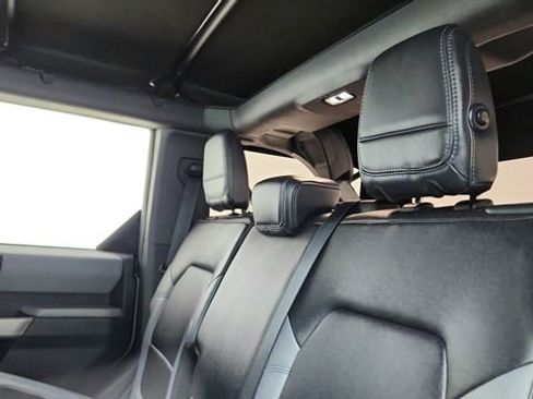 Used 2023 Ford Bronco Black Diamond image 28
