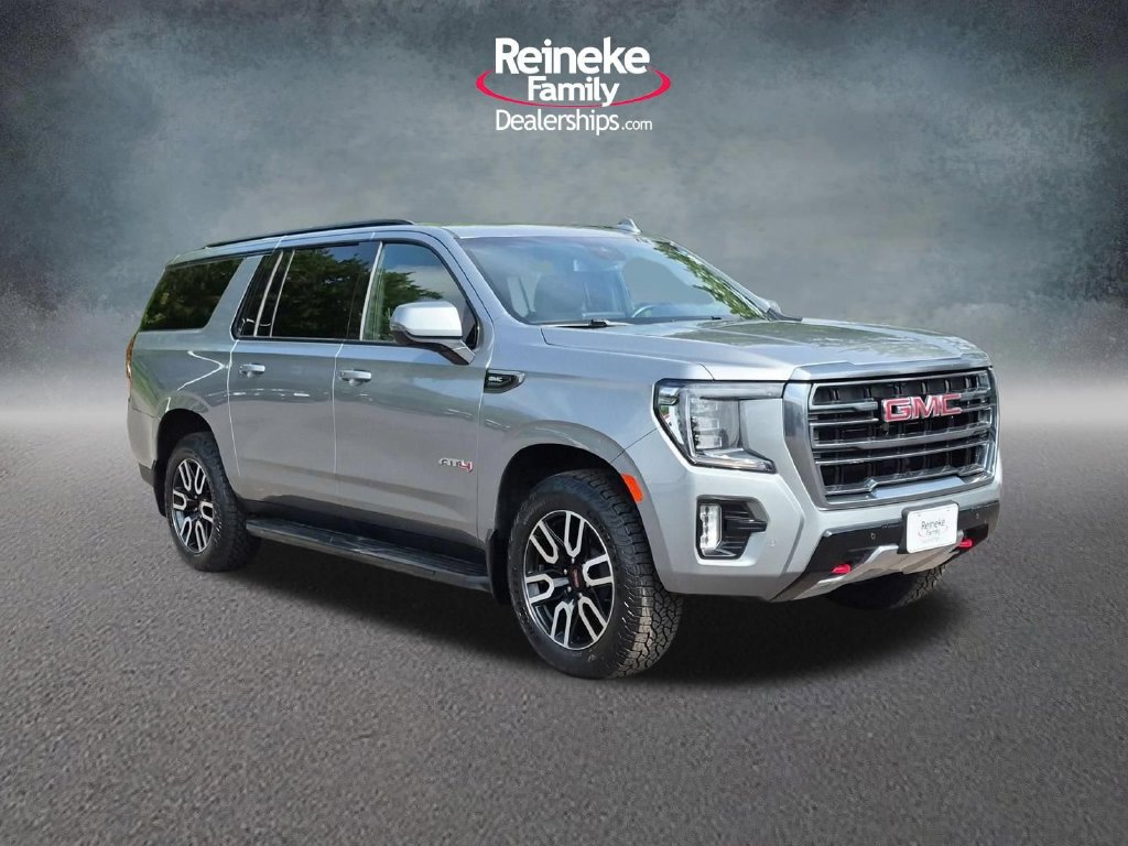 Used 2023 GMC Yukon XL AT4 AWD/4WD image 4