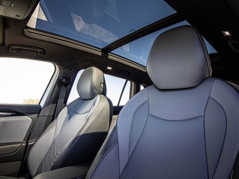 New 2026 Volkswagen Tiguan SE R-Line image 50