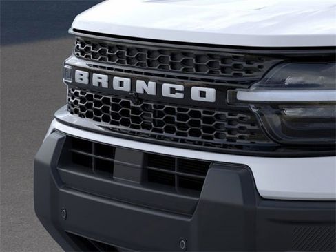 New 2025 Ford Bronco Sport Outer Banks w/ Outer Banks Tech Package+ image 17