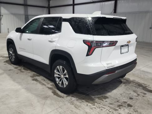 Used 2025 Chevrolet Equinox LT FWD image 3
