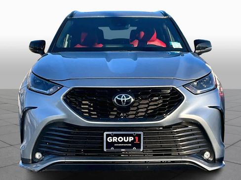 Certified 2024 Toyota Highlander XSE image 4