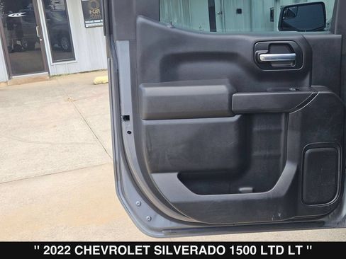 Used 2022 Chevrolet Silverado 1500 LT w/ Bed Protection Package RWD image 18