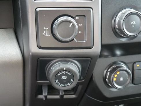 Used 2020 Ford F150 XLT w/ Trailer Tow Package AWD/4WD image 19