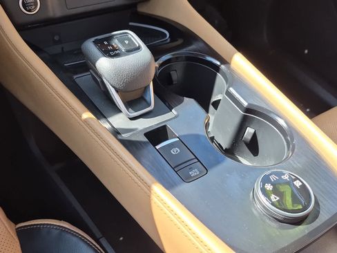 Used 2021 Nissan Rogue Platinum image 14