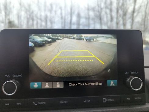 Used 2024 Honda CR-V EX image 23