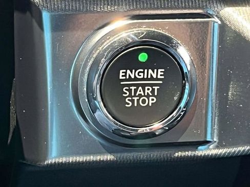 Used 2022 Ford F150 Raptor w/ Equipment Group 801A High AWD/4WD image 25