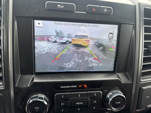 Used 2017 Ford F150 Lariat image 25