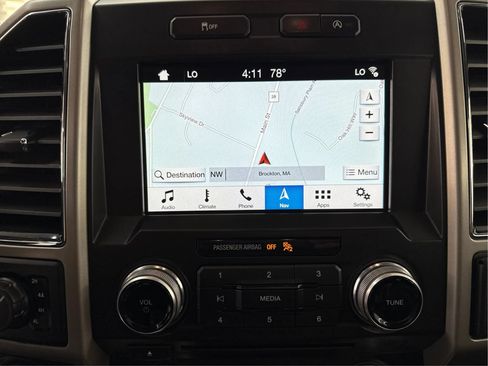 Used 2018 Ford F150 Lariat w/ Equipment Group 502A Luxury AWD/4WD image 35