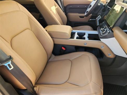 New 2026 Land Rover Defender 110 S image 10