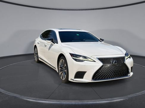 Used 2021 Lexus LS 500 w/ Accessory Package (Z2) RWD image 12