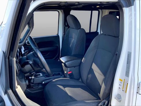 Used 2019 Jeep Wrangler Unlimited Sport S AWD/4WD image 8