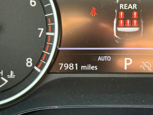 Used 2025 Nissan Pathfinder Rock Creek AWD/4WD image 23