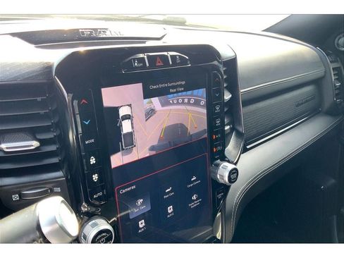 Used 2024 RAM 2500 Limited AWD/4WD image 23