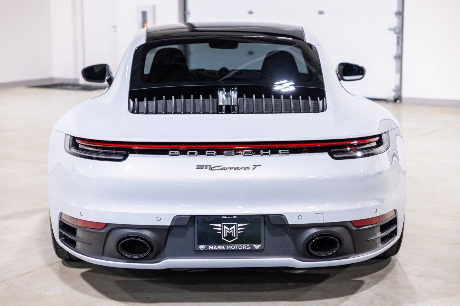 Used 2024 Porsche 911 Carrera T RWD image 8