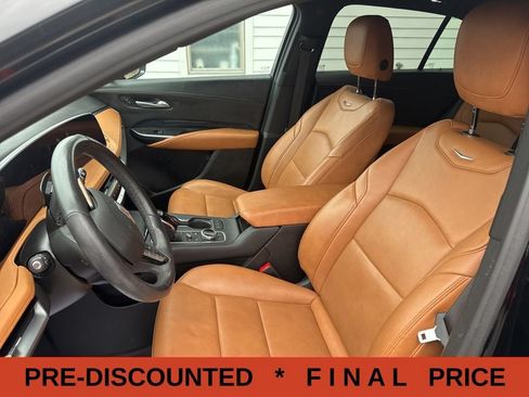 Used 2024 Cadillac XT4 Sport AWD/4WD image 37