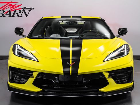 Used 2021 Chevrolet Corvette Stingray Premium Conv w/ Z51 Performance Package RWD image 8