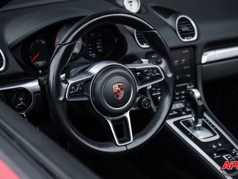 Used 2017 Porsche 718 Boxster S RWD image 2
