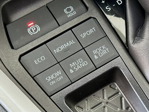 Used 2024 Toyota RAV4 LE image 24