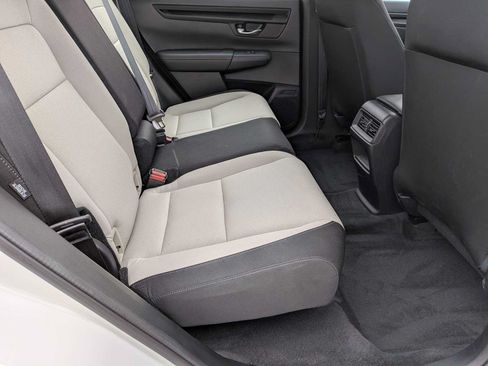 Used 2024 Honda CR-V LX image 17