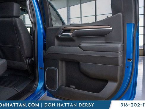 Used 2023 Chevrolet Silverado 1500 RST AWD/4WD image 21